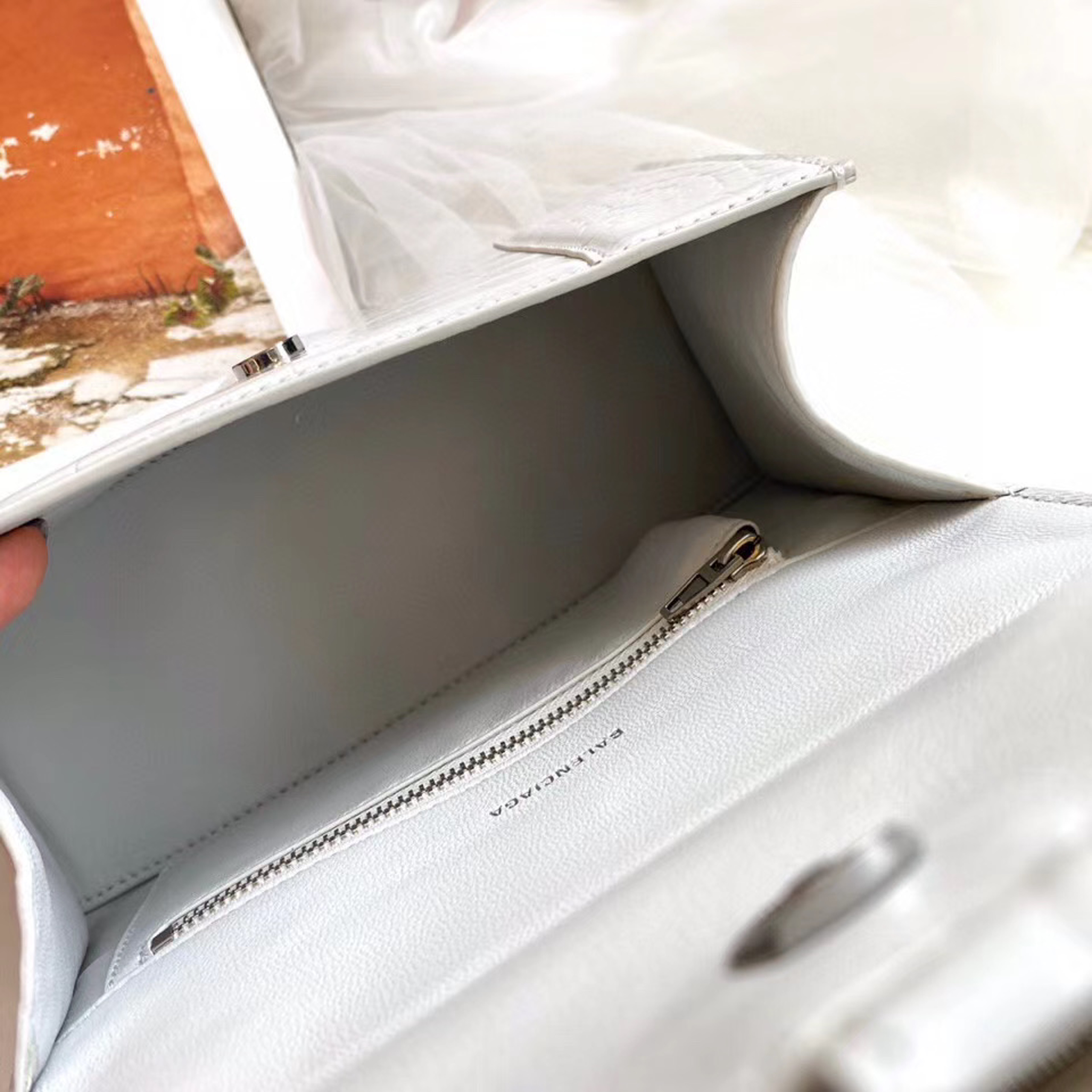 z2103640434735_f2a154794d65d25185d687157b420b80