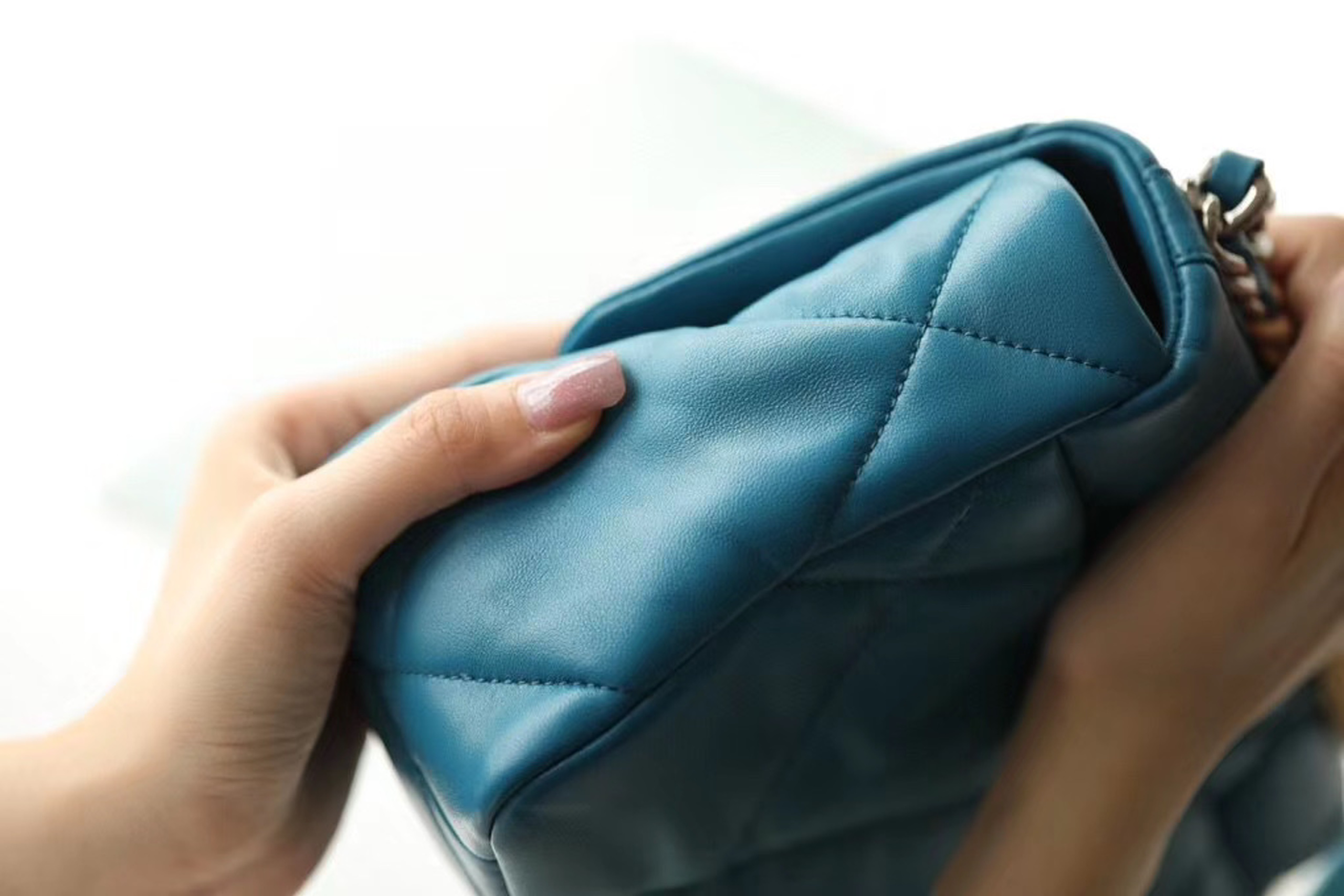 z2106395182146_3d5c60a93bb4dabf5f01ca6d06ecd101