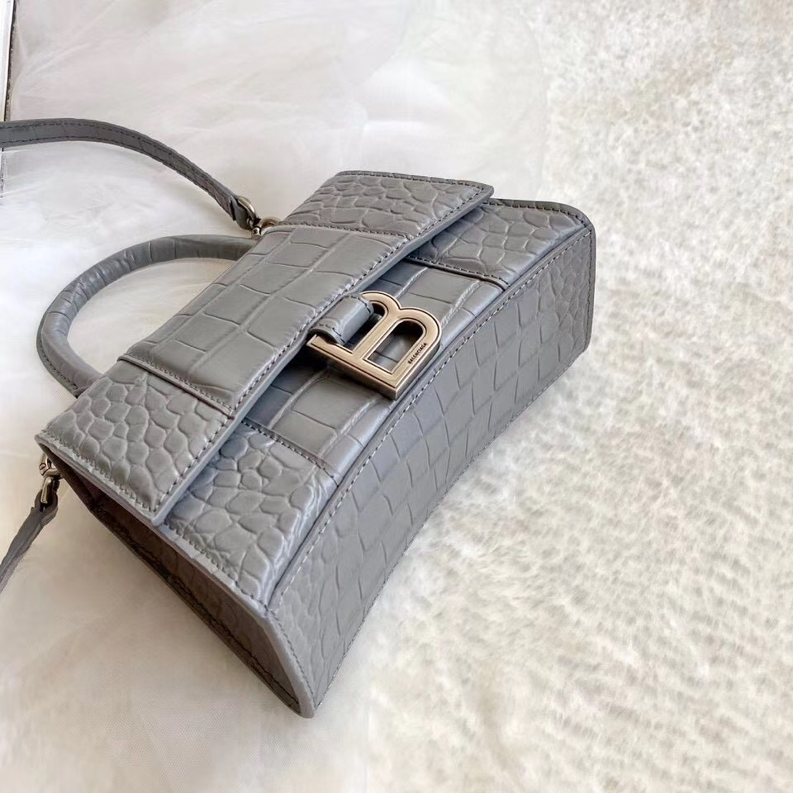 z2103640868134_e708f7e4c51e3576a10e912bcf36cc2c