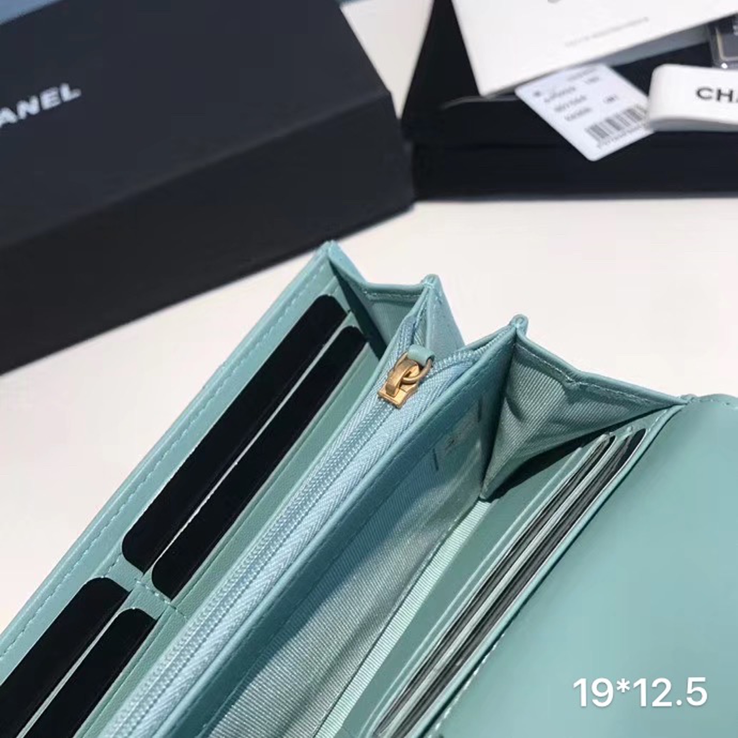 z2103642304895_b7d9f0d3a31c9cbaa1192be9c9c47e54