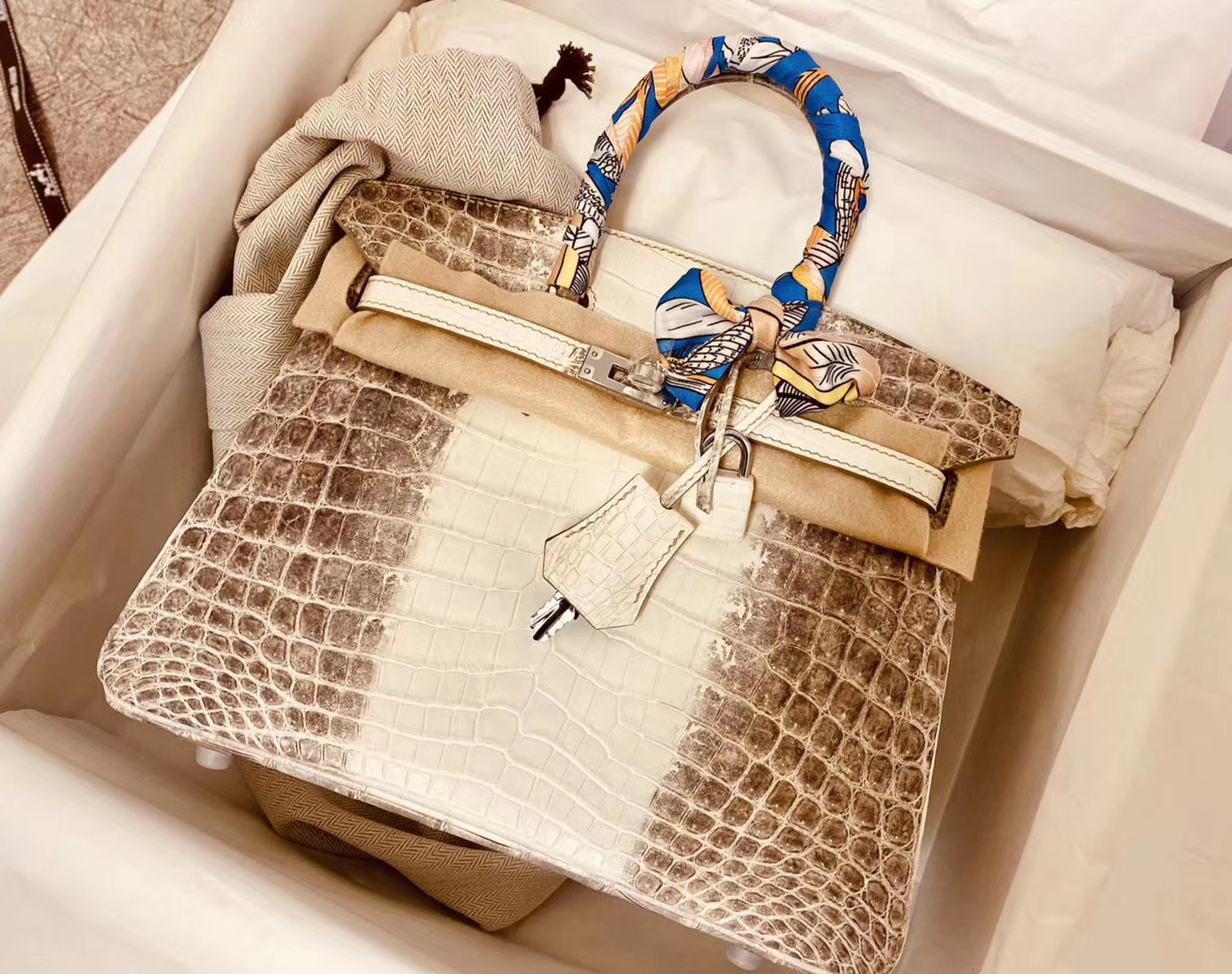 z2106988633984_8139ffc0768e01522803844c217e0812