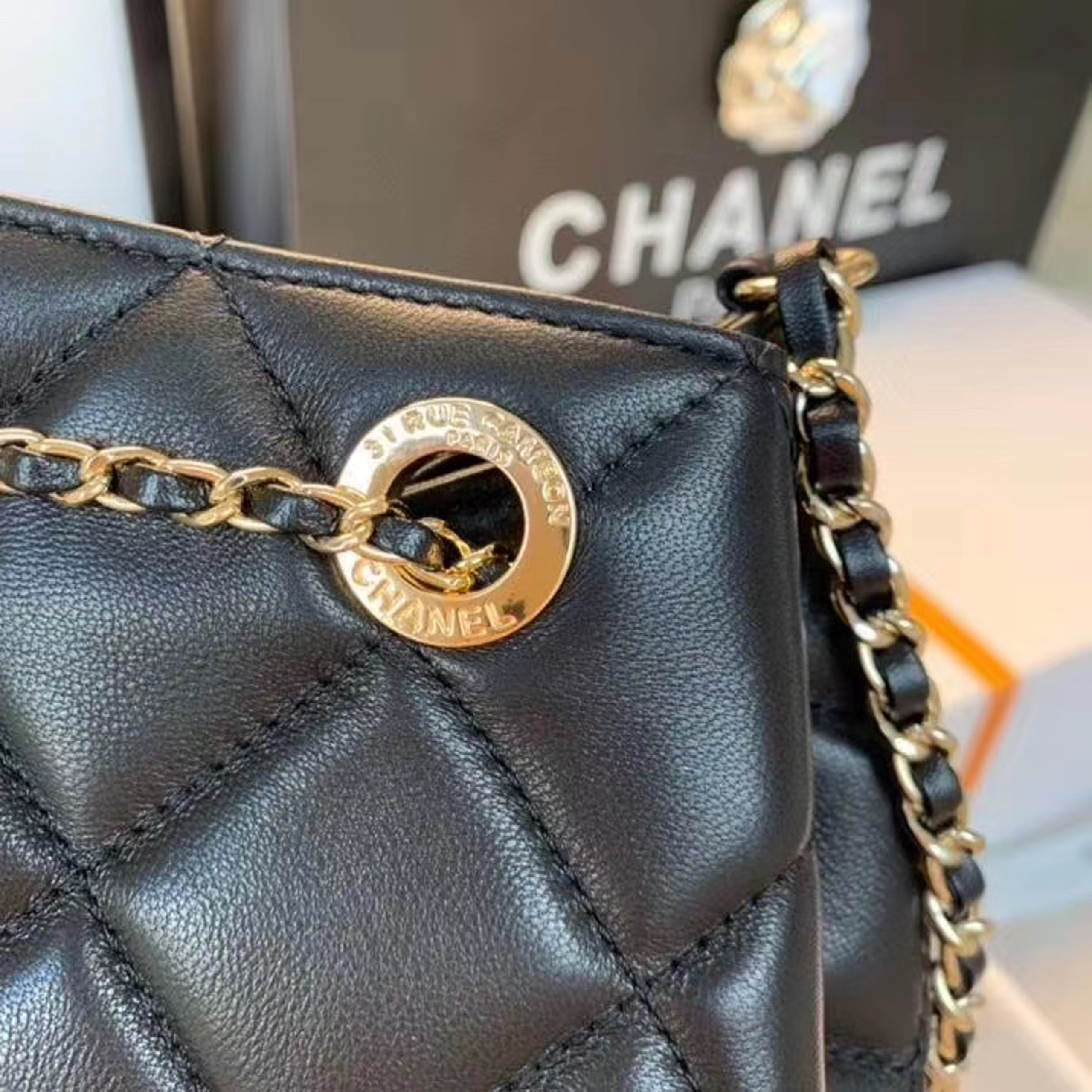 z2106992293049_6a1daf130a54d746d5cf59d04aefcf9d