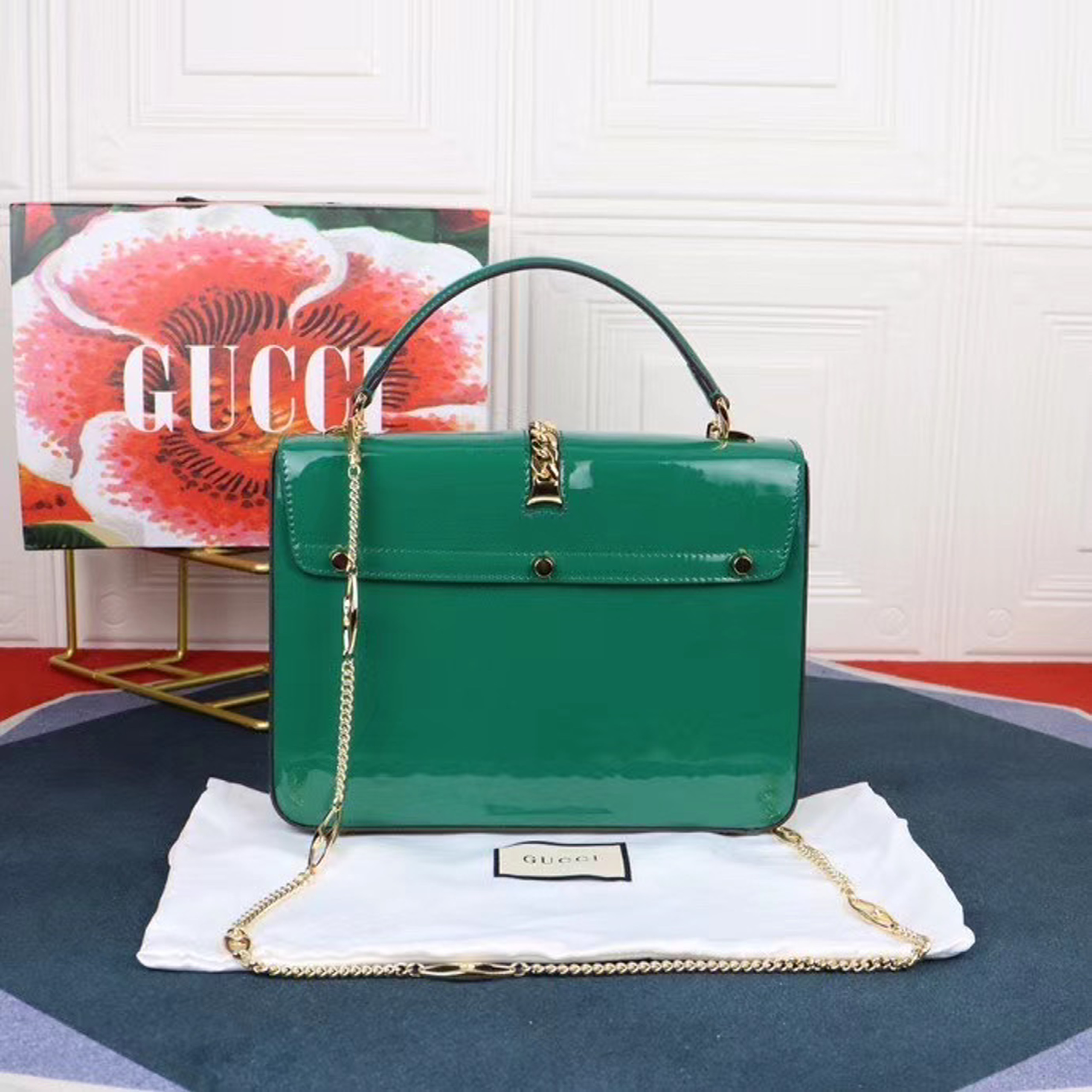 z2106402596504_5b377873eb6b0d4e070fee06284309fa