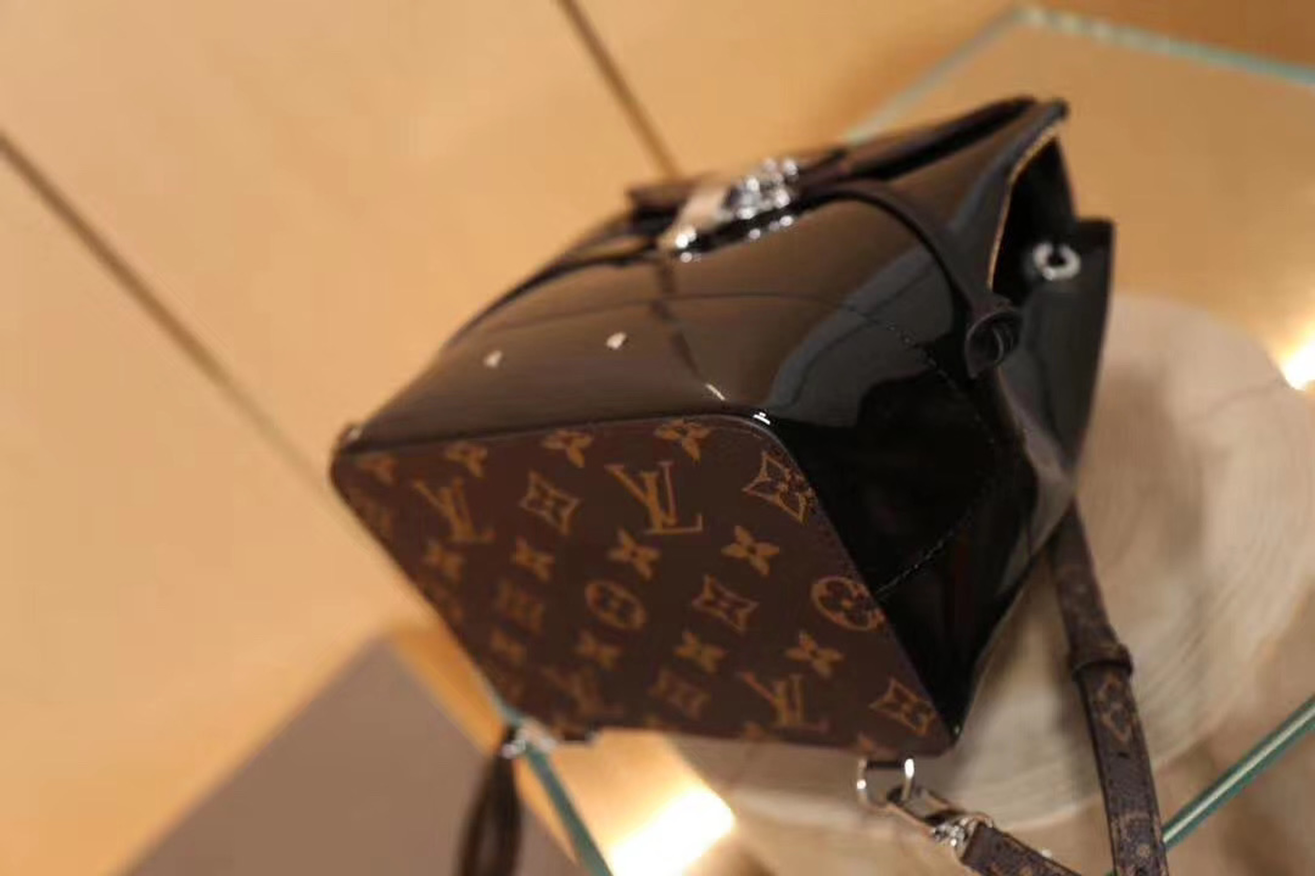 z2106404948518_50c7755838e006cf95a6ed547099b2df