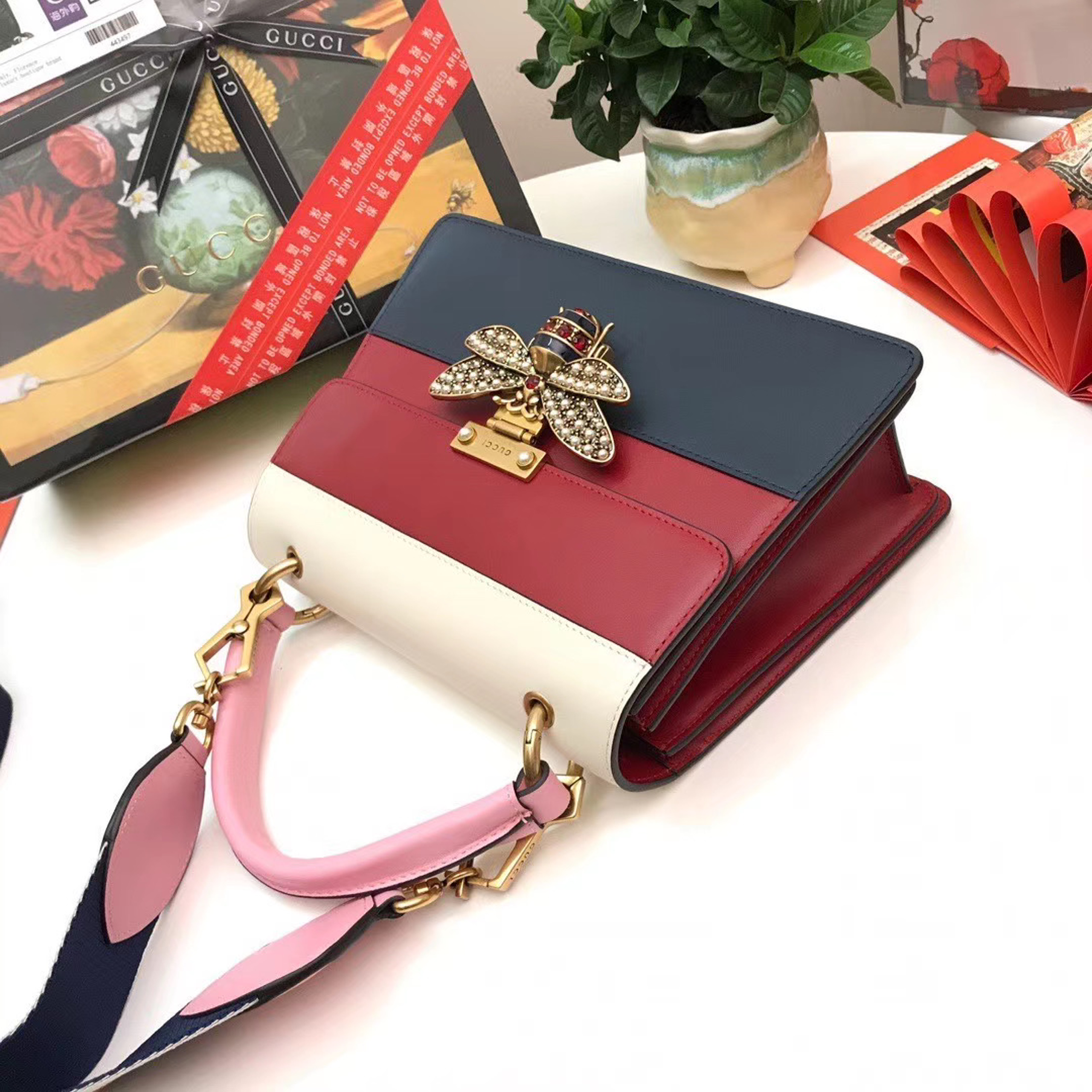 z2107000765025_3ca4445e989323300c68e3fef4287315