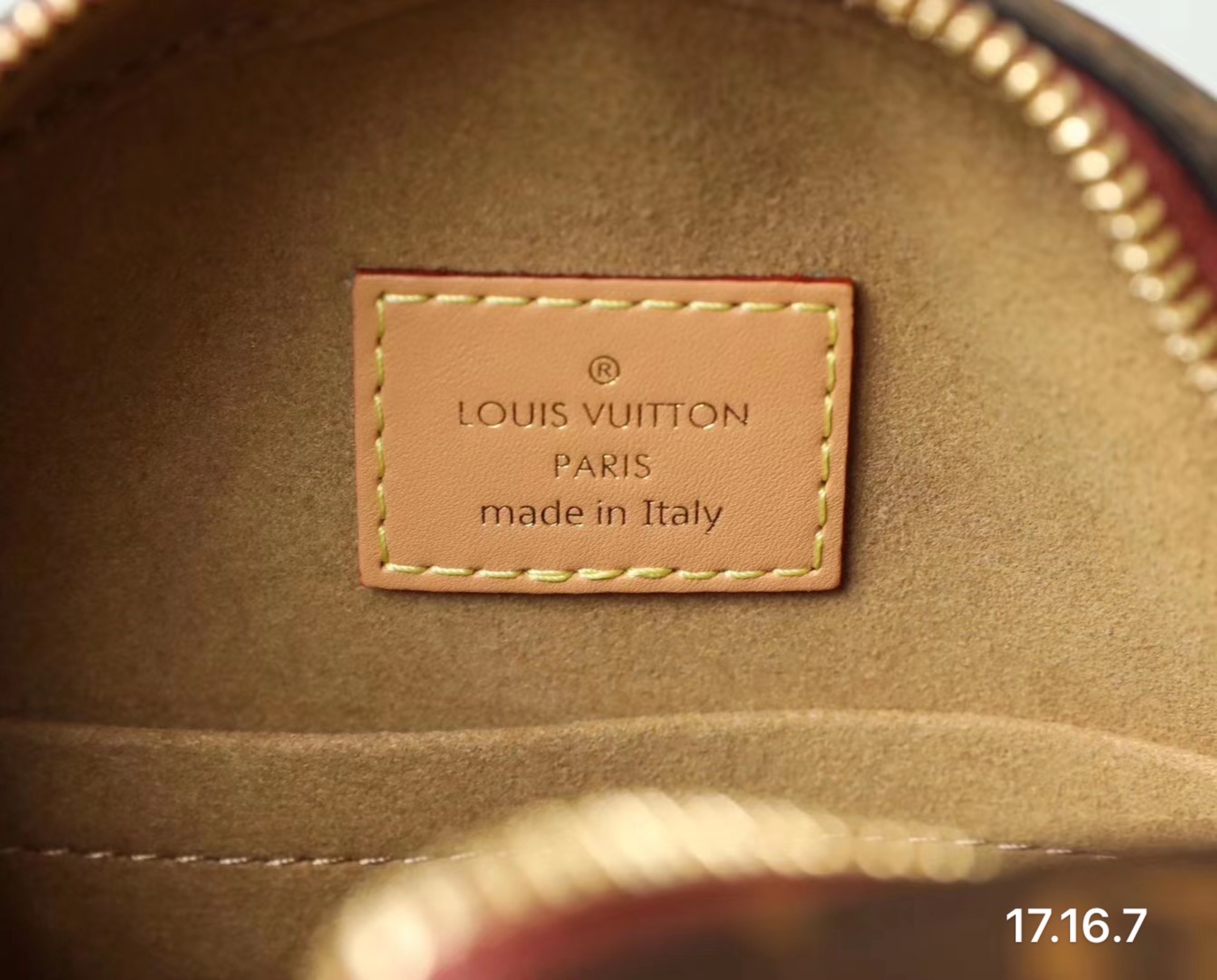 z2107003736663_30b0454fef46e53b655e6b71a488459e