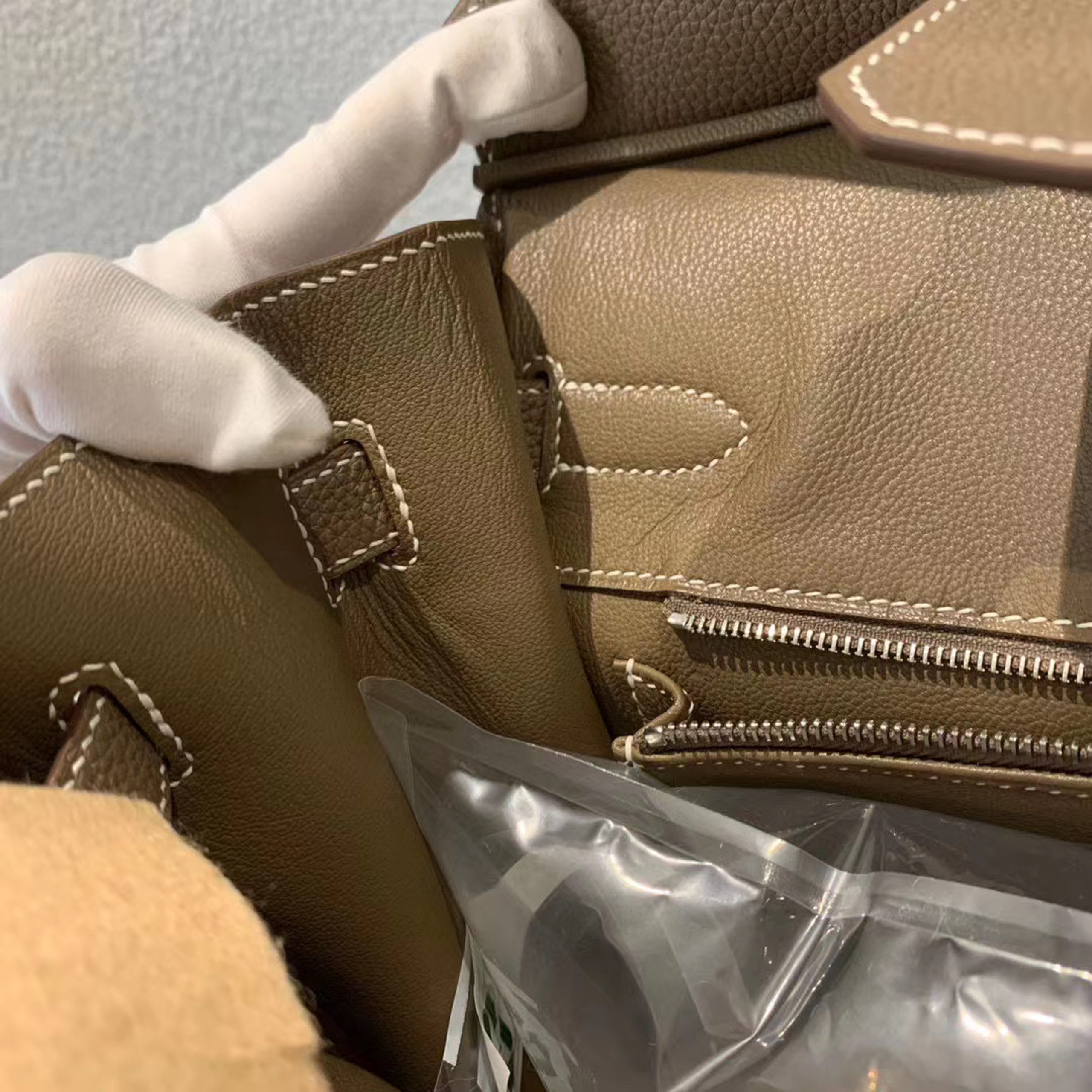 z2107004439932_62dbd8b81d7ce2e626c7739587eac460