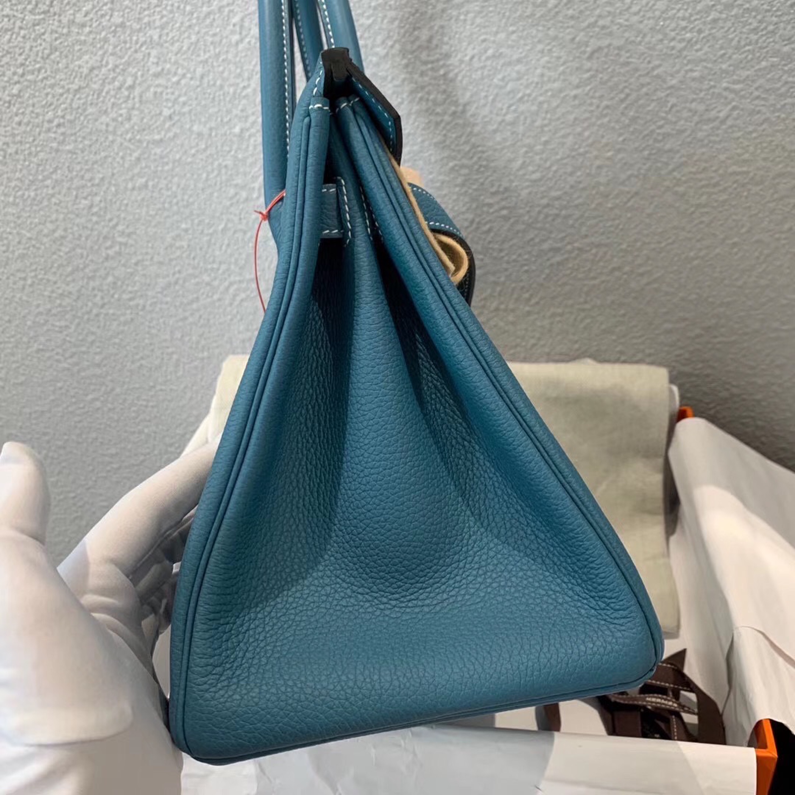 z2107005940075_4d7de2501b8c596875e43eab443c10f6