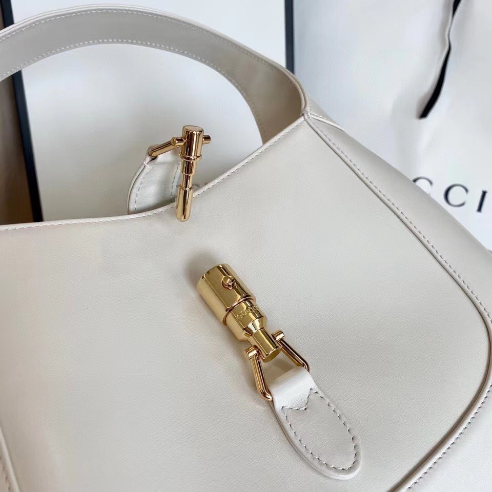 z2093250692790_83a87733422ef7ed8c631ca66fb08d86