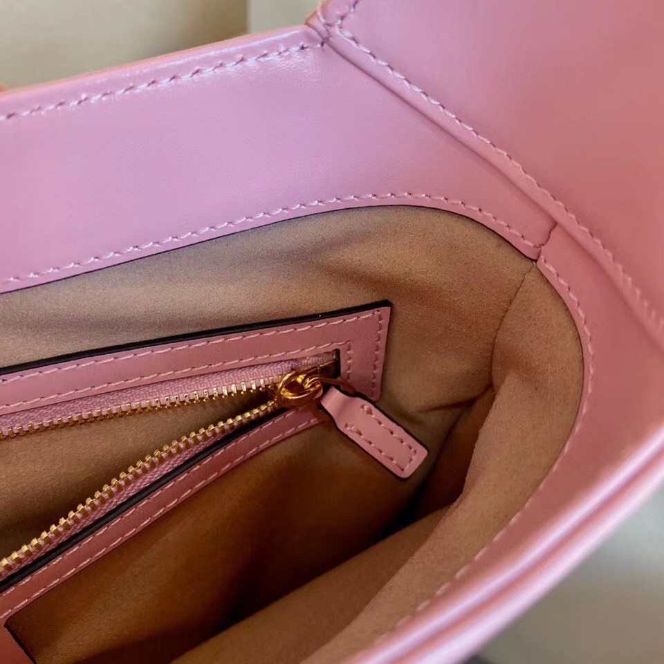 z2093250876770_6238333493bc852d67dd1e669aed4770