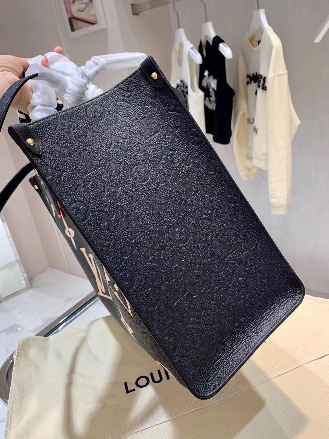 z2093864329218_86d33394da6e452f17cc10998f54a60d