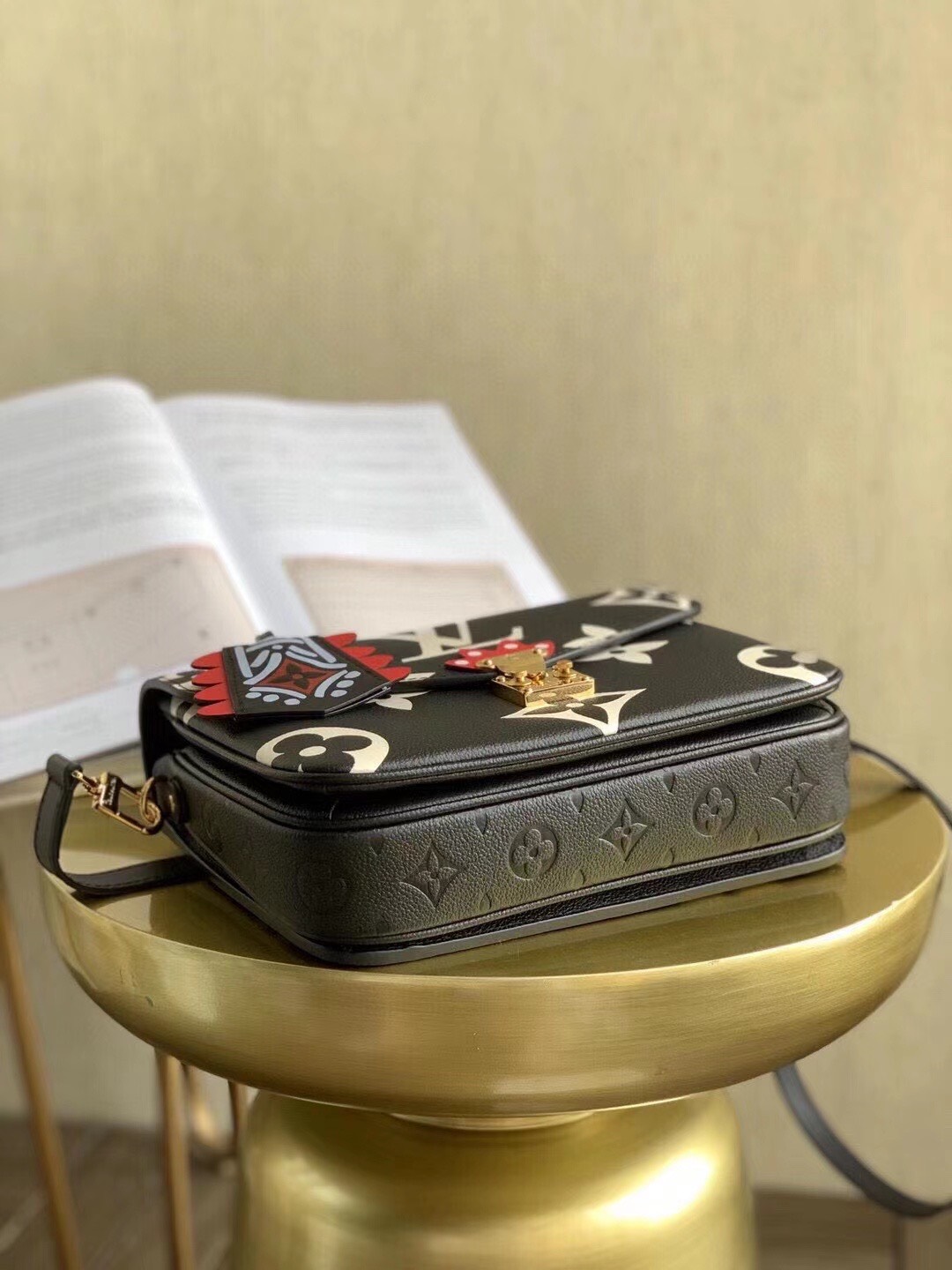 z2093864946587_3cdadf7fbd7ec6b632fe270df72913bf