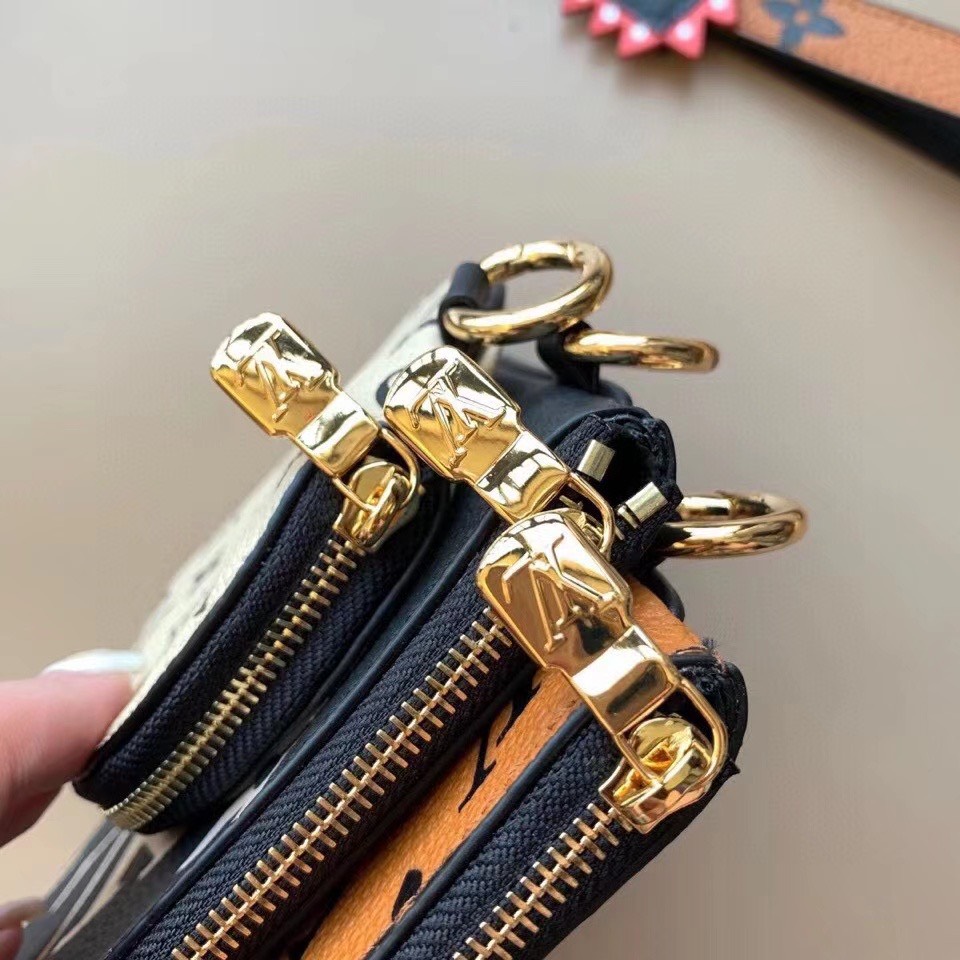 z2093865409711_d2b17b3e18cc16d458dcdb74af5022c7