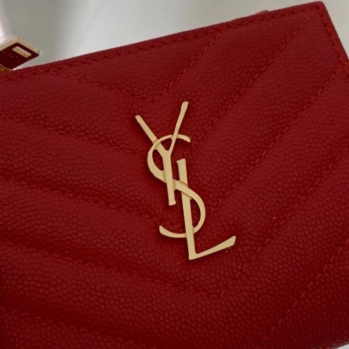 z2111332672204_16a18d8339ec07f2114943d415bf5fb3