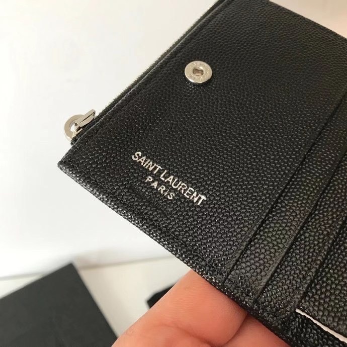 z2111333447721_ac3b9721699b7543edc28093f4d06116