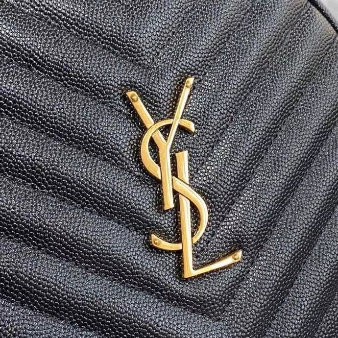 z2111337799993_3b532f0a9c57e56e468d005cf970268d