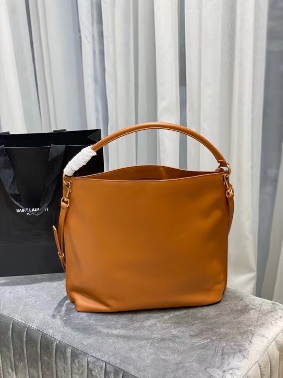 z2111338651612_067f652e97a1395332266bd175508ab6