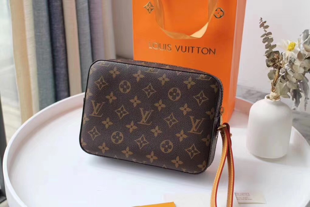 z2053750522108_bd69d5123740f133f979af077b1d601c