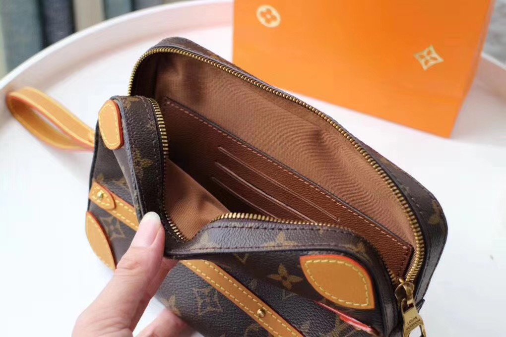 z2053750523275_23aeb79f11f06a9e67c8a2e2d26283cc