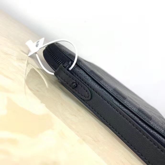 z2065305368036_b9f9c72bba08426c1b958dcf35fc02f1