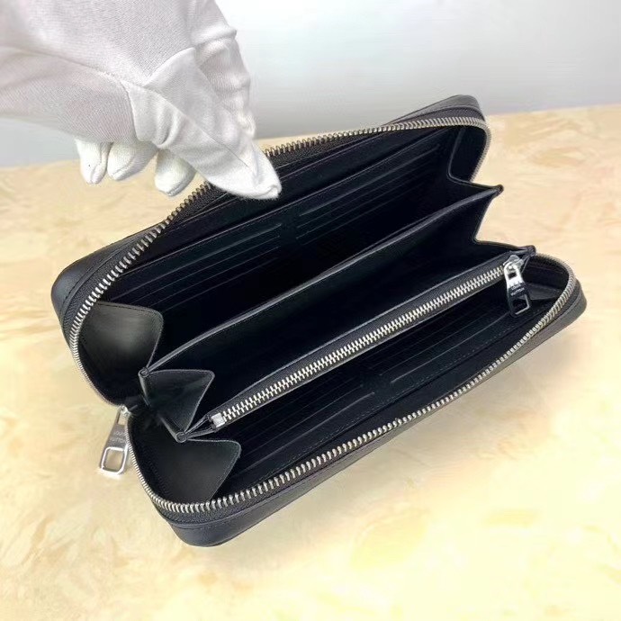 z2065305562188_954e03b7ab072272f076f9ddb4c2aa36