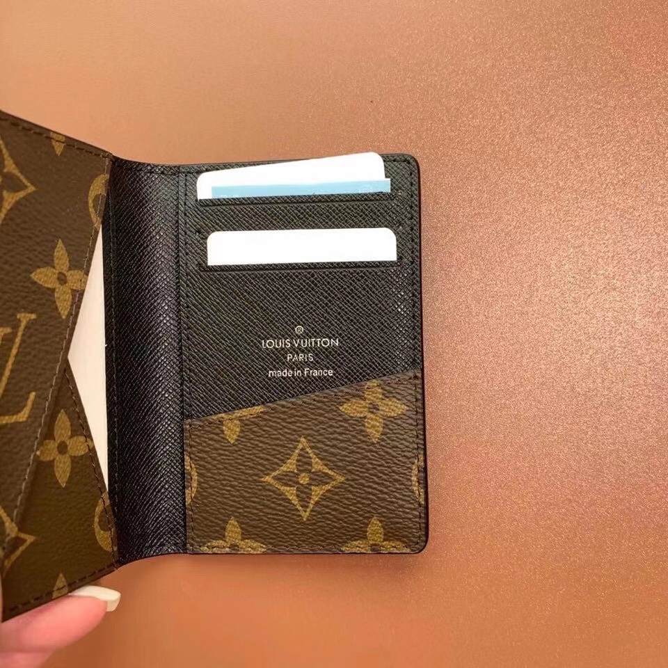 z2093867275750_9b0fb75c04ef891158f3349b863d2619