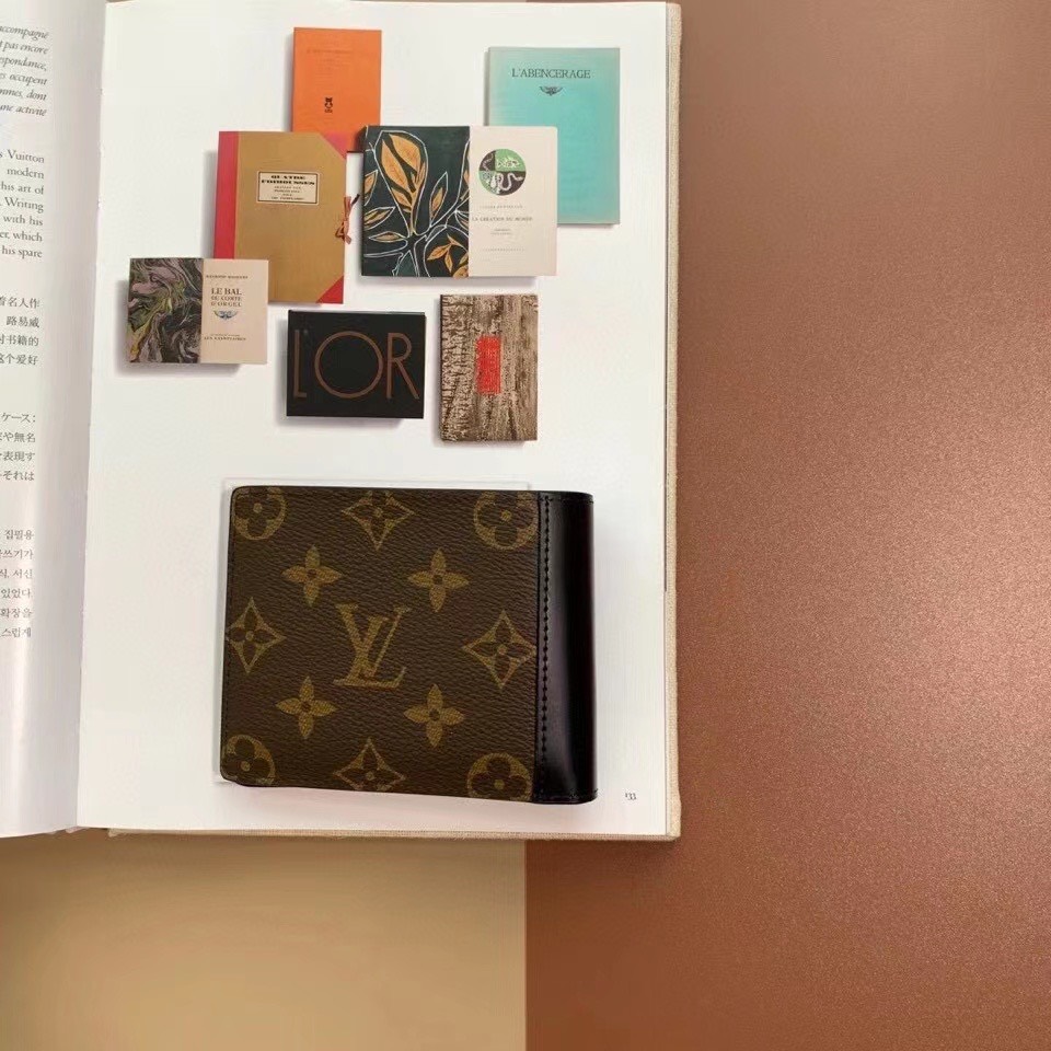 z2093867582366_83acba2ddc333299215a035cd7f5537a