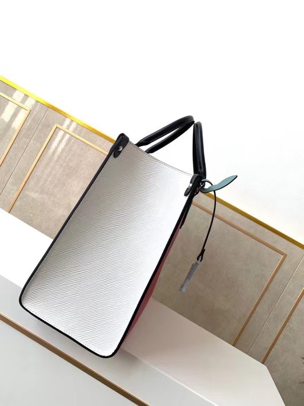 z2123027091303_b45910322fdd252465860059004a2bb9