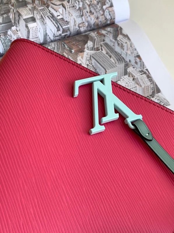 z2123027091647_6223934f1e1540618c50585b89e17542