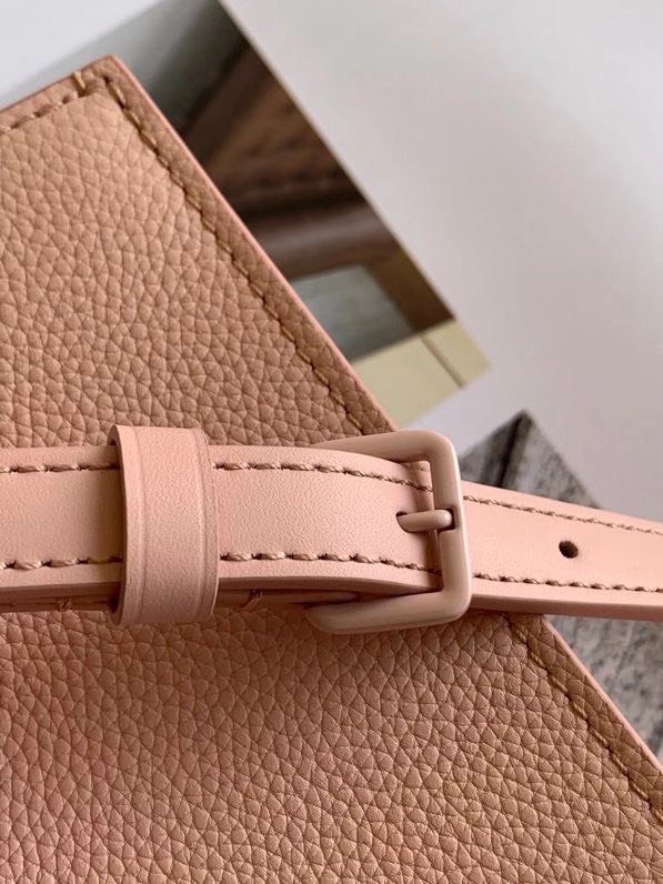 z2123030991339_ebb8da6728e3afdbfdd52b48fee17849