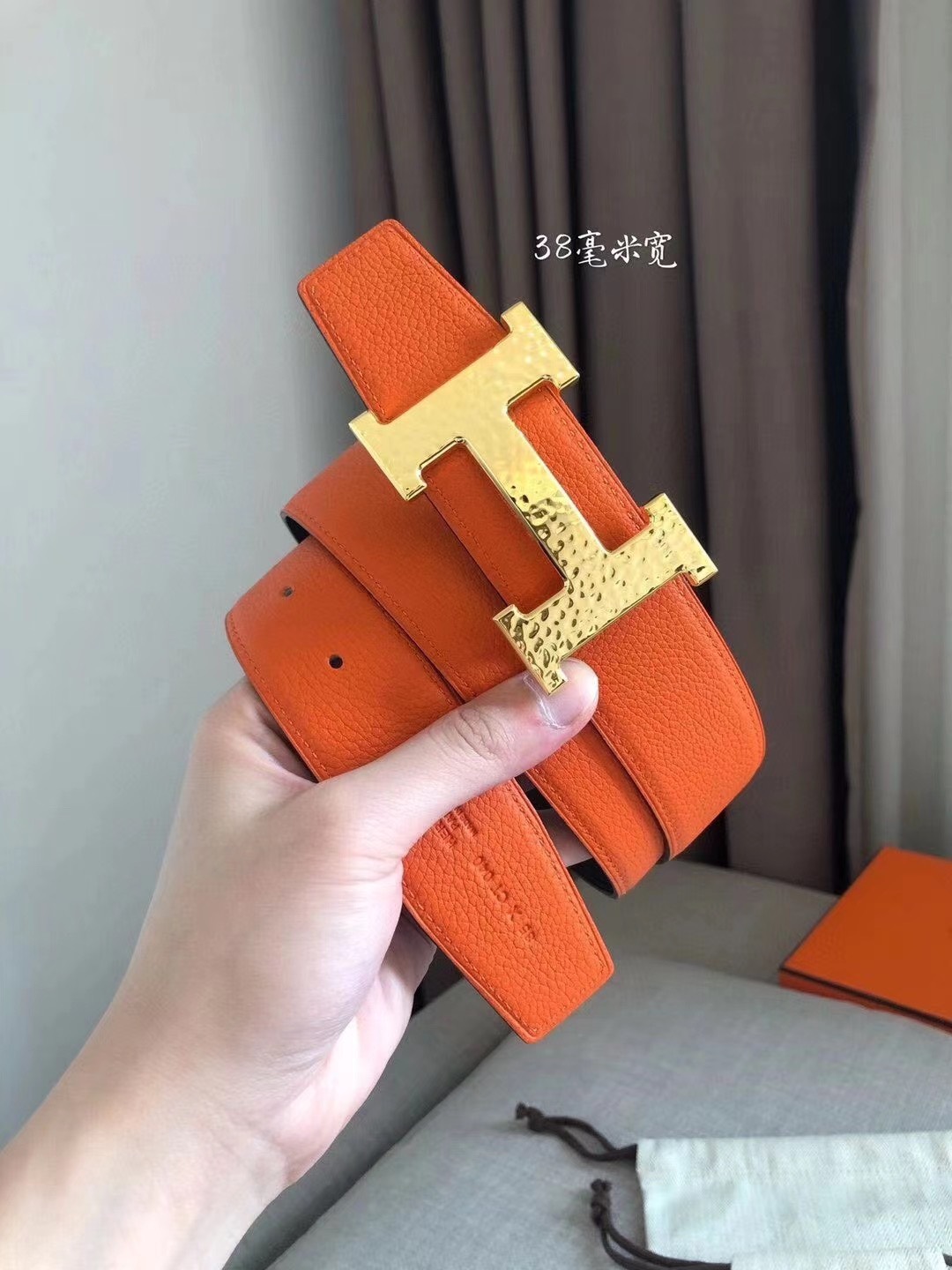 z2121050053271_e0b956b2f5a650f75476460407b1c2c6