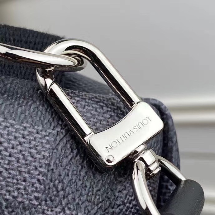 z2121050783664_2ee70d10be9569db09d6de6a8601e923