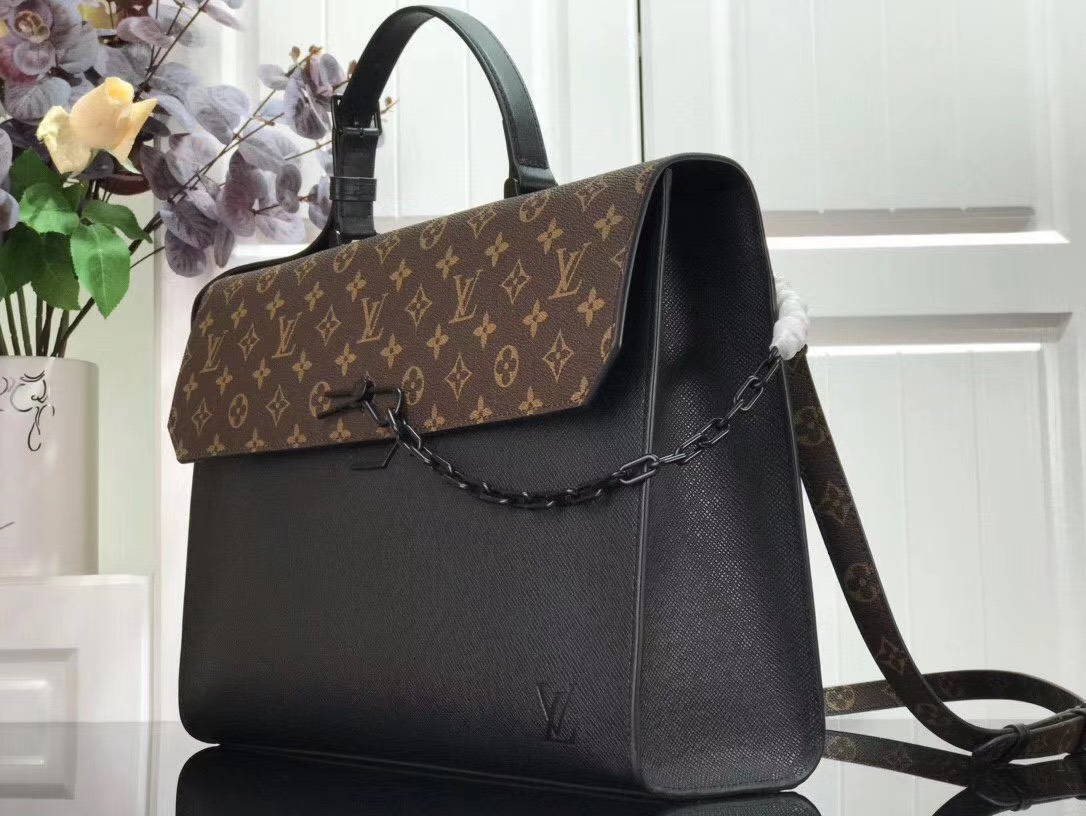 z2121051474336_718e3e940b6da6c2a90ea1e4961c7314