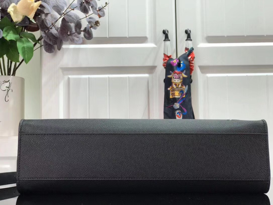 z2121051474989_214c8aaa513c77d1618ba60e42e1da8b