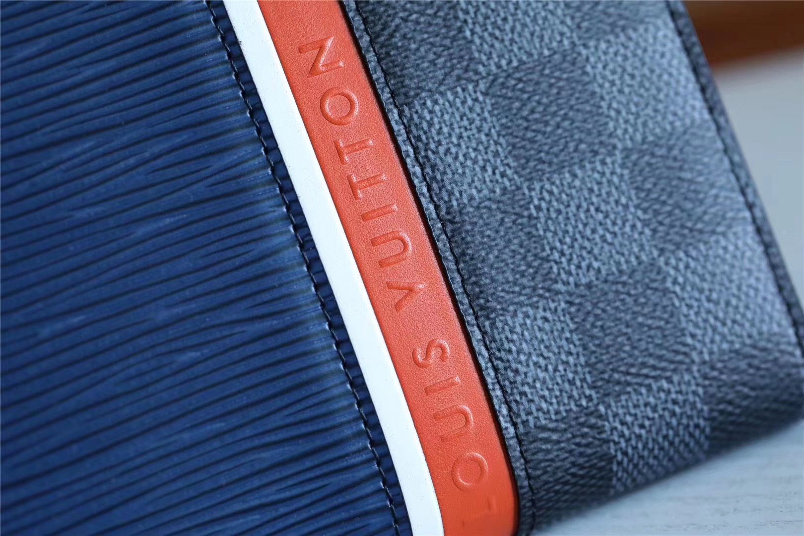 z2126966217780_a96c7e5795bab7f75325d3d5227f3670