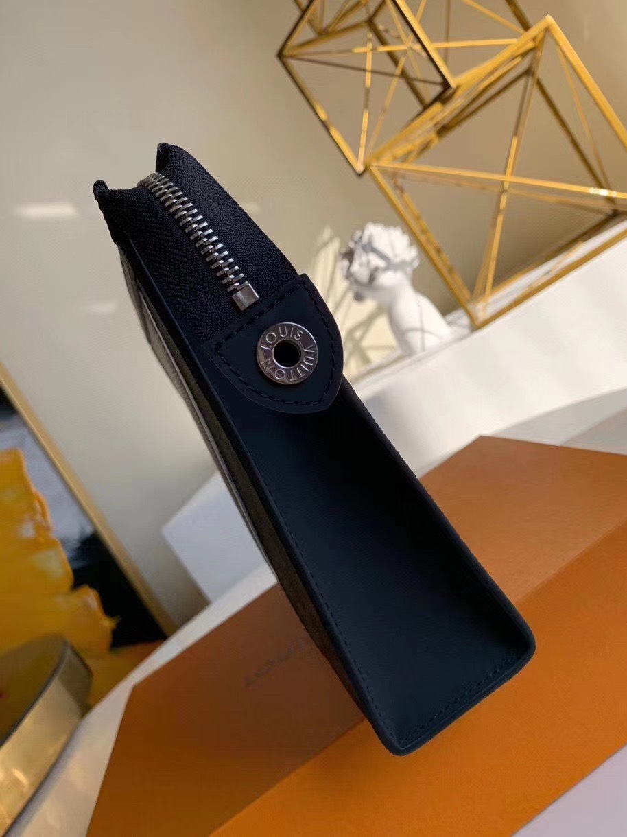 z2126966510571_f3d5f363fdada26fd594b8a7e91cdb2c