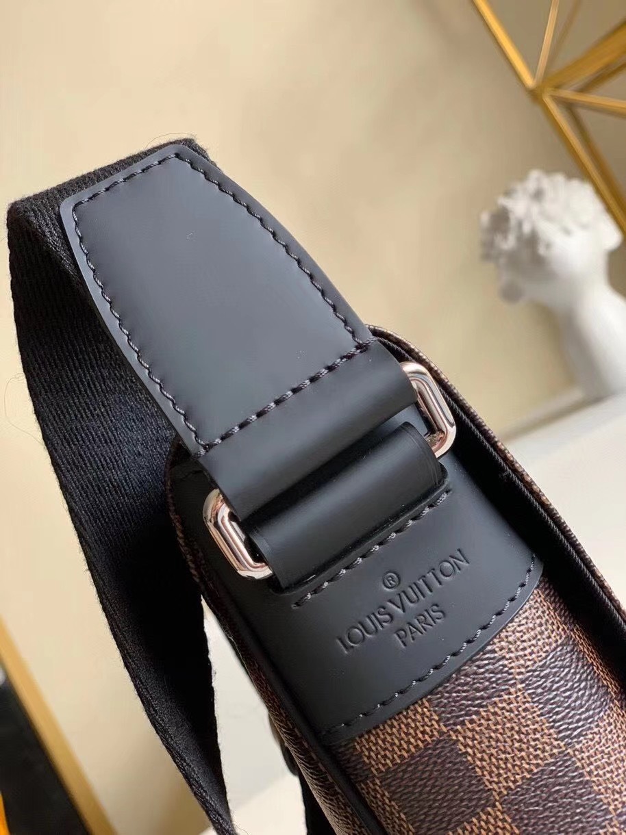 z2126966741541_a76648d63ef96c18699b2ba21a3aef1f