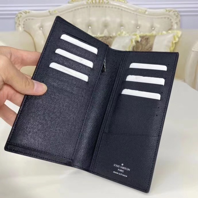 z2130357997948_244ce3cc6e45146c90769992f99cf347