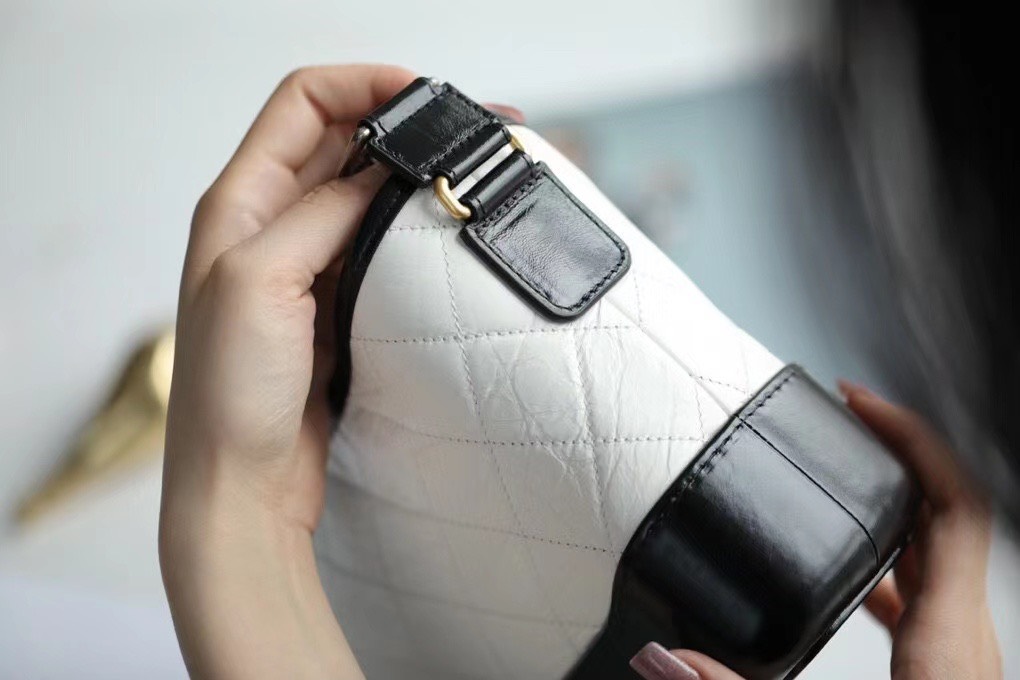 z2132854616048_dfb50d33a5bbc98674393d2803759e6e