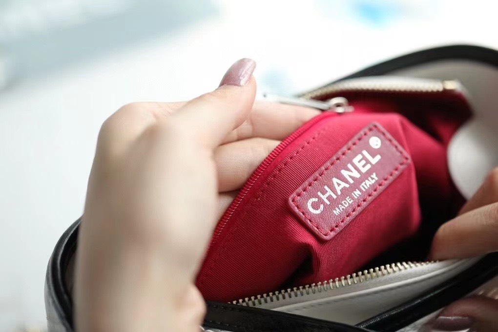 z2132854616079_4958618939ab9d68028bdf82115bdf39