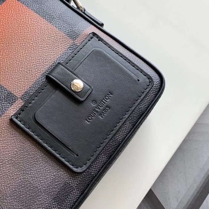 z2139999728023_7d55ae2232ddf0daf9758e87d9906c0c