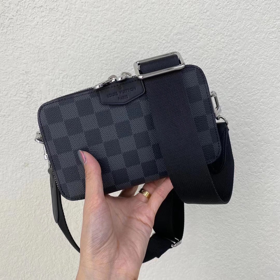 z2151981206875_2109ba484f77bb32ba62258698f8200f