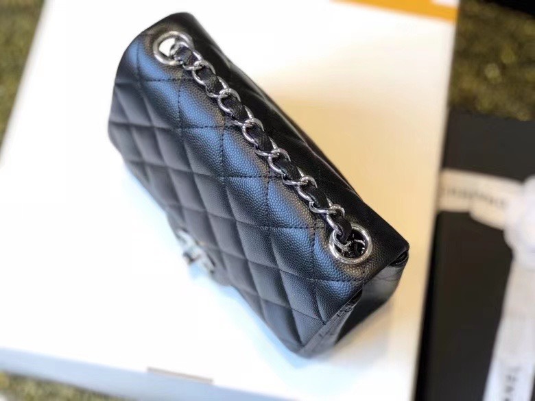 z2157907208172_7030e890a15488251d8f3c1abe7aacad