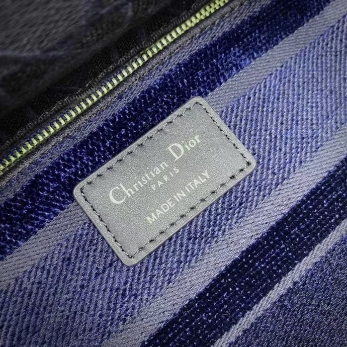 z2195592329142_ebdccdea4c58cbdf6e5fcc20339bd519