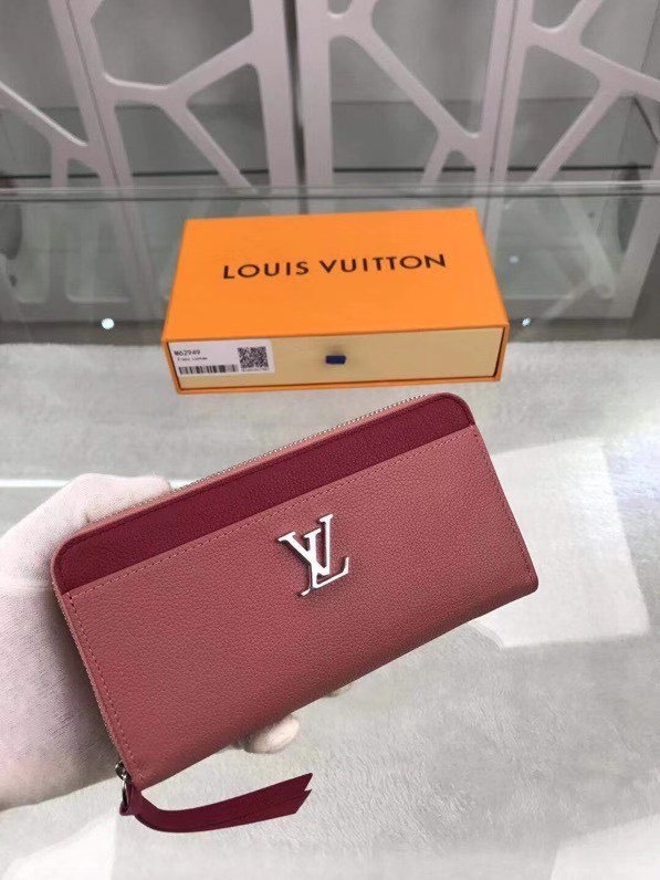 z2206668727606_0906605ae08d0c4be07eabd69bd210eb