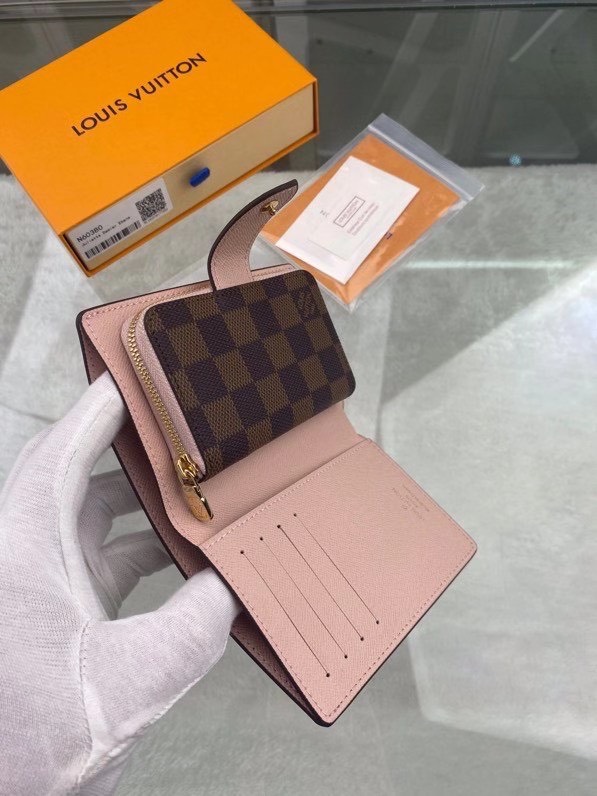 z2206668535574_05c2cde8f3b65bb913083f1192e15b88