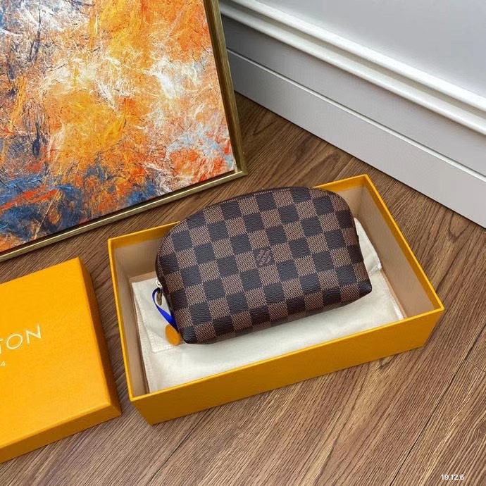 Ví nam Louis Vuitton Siêu Cấp RLCLV0673