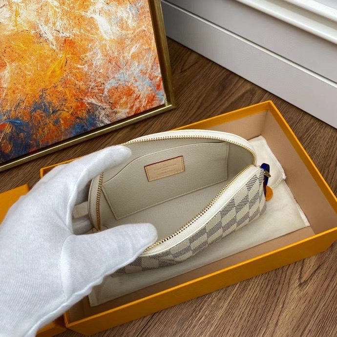 z2218069398105_74c70dc8c2a4ceded84d3a1eda7391c9