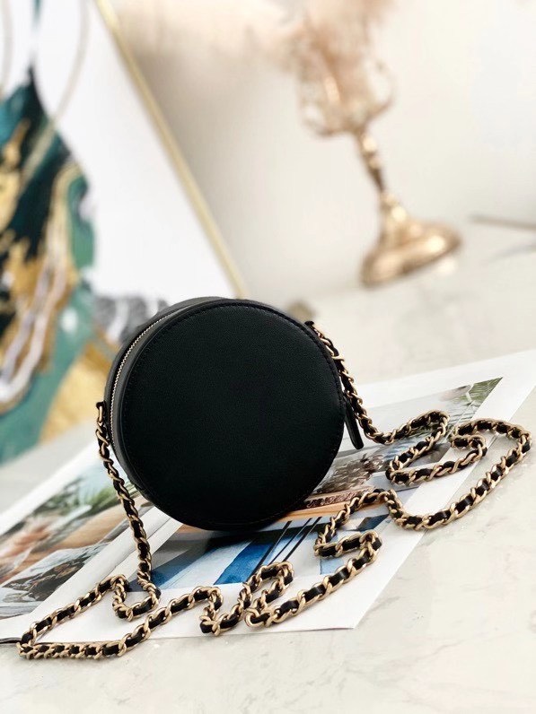 z2220230566626_edf511c76769b42f8b3e5a499827d8e8