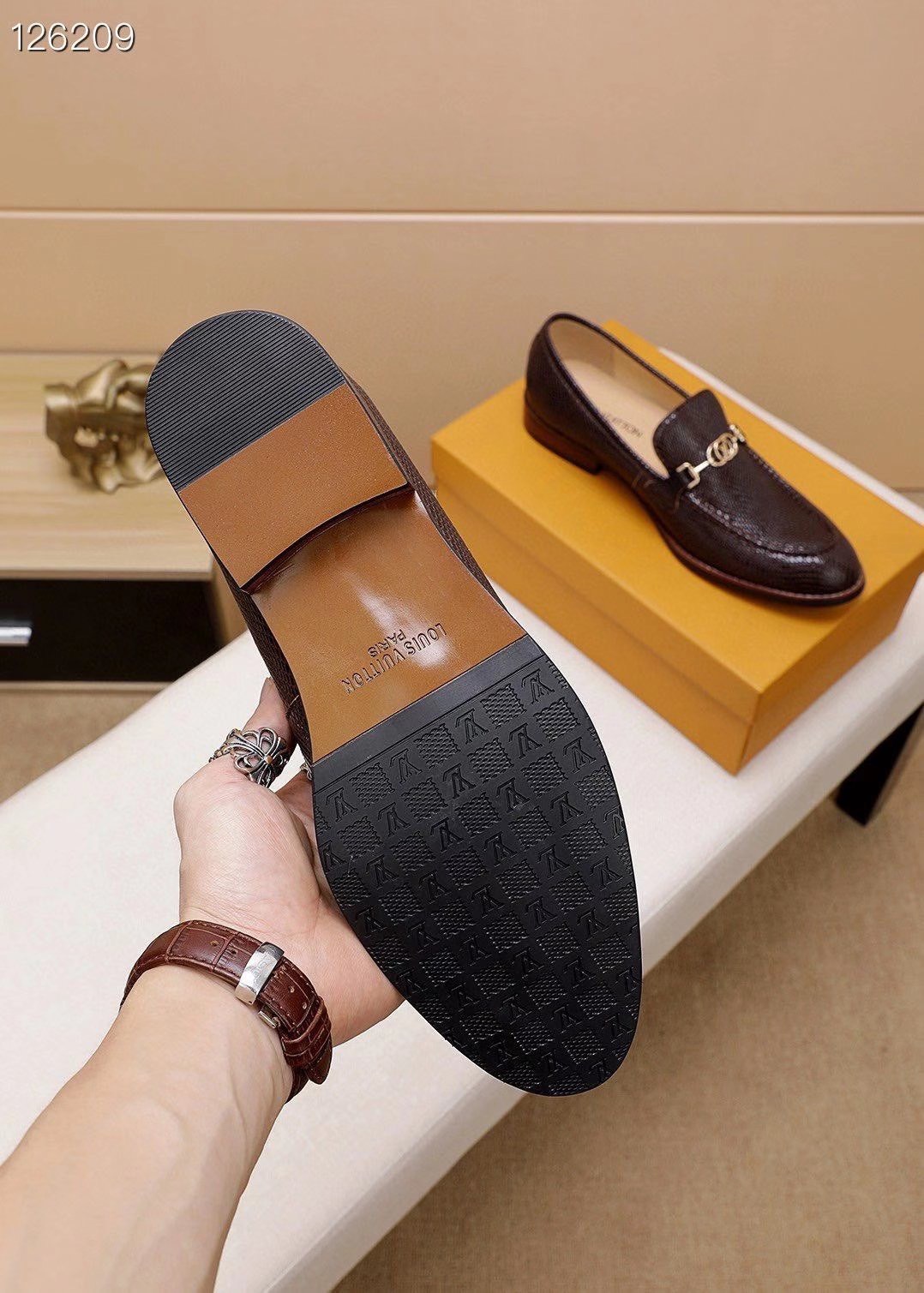 z2226518300504_830f11a8cd4477816f22eb8d5f64619b